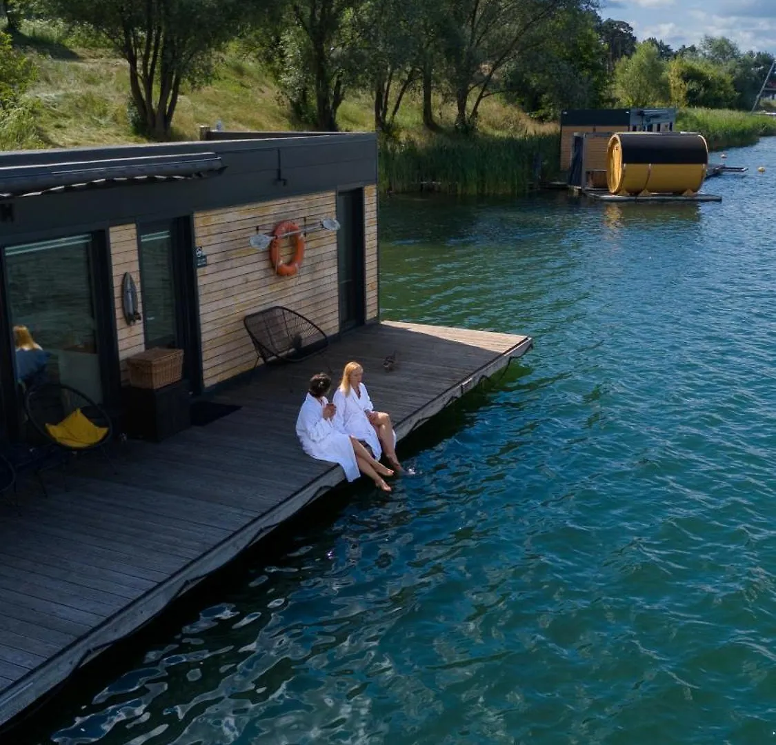 Costa Del Kryspi Caloroczne Domy Na Wodzie Cholerzyn